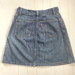 Vintage Levi’s jeans denim mini skirt 24 00
